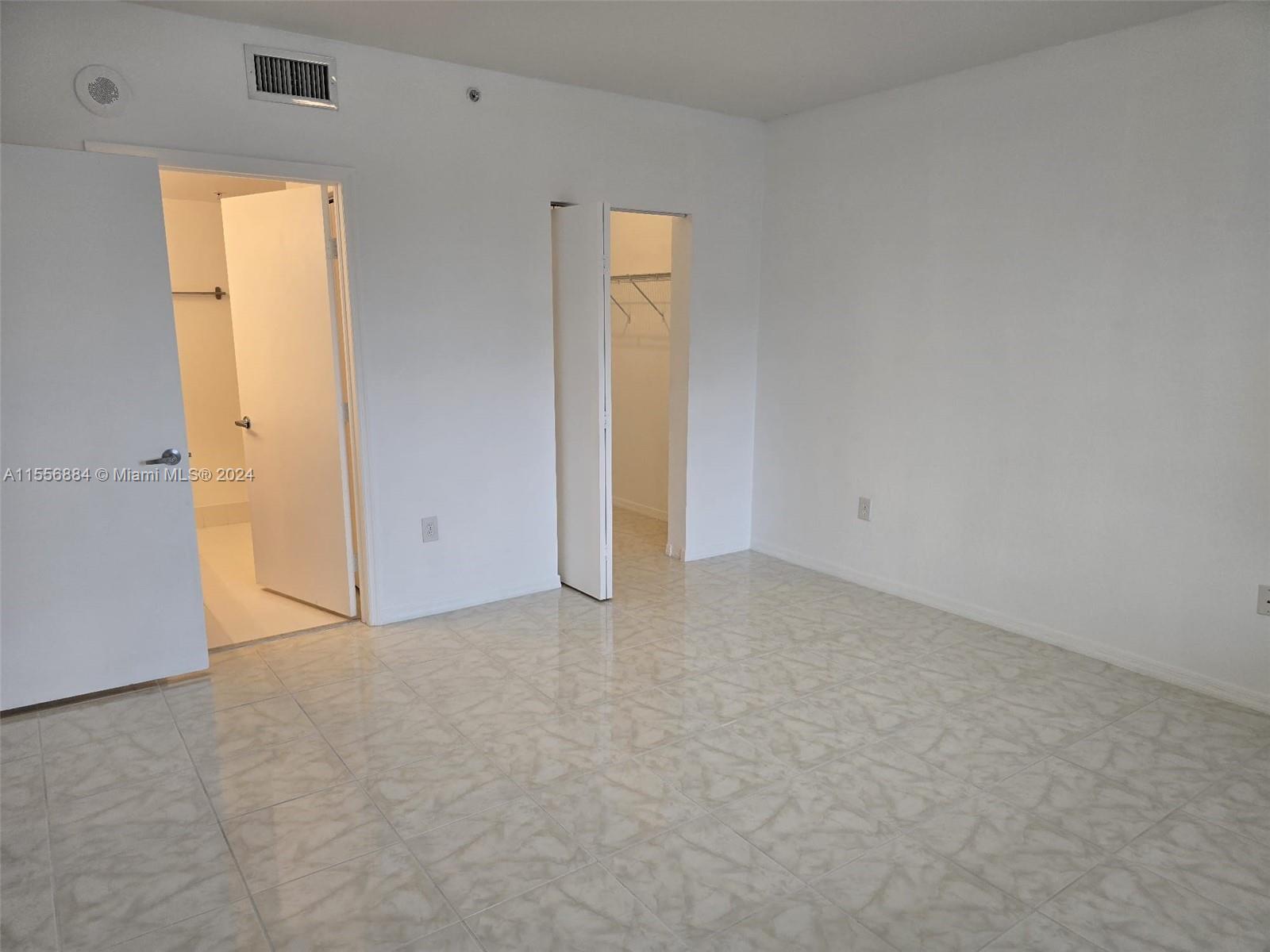 36 NW 6th Ave # 407