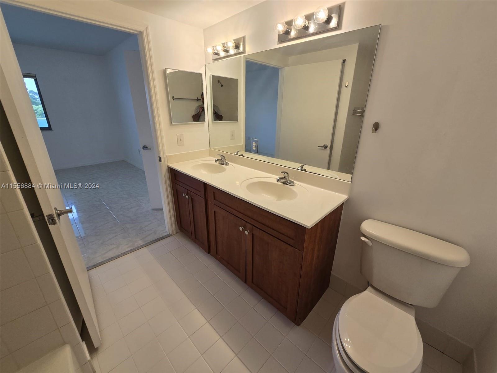 36 NW 6th Ave # 407
