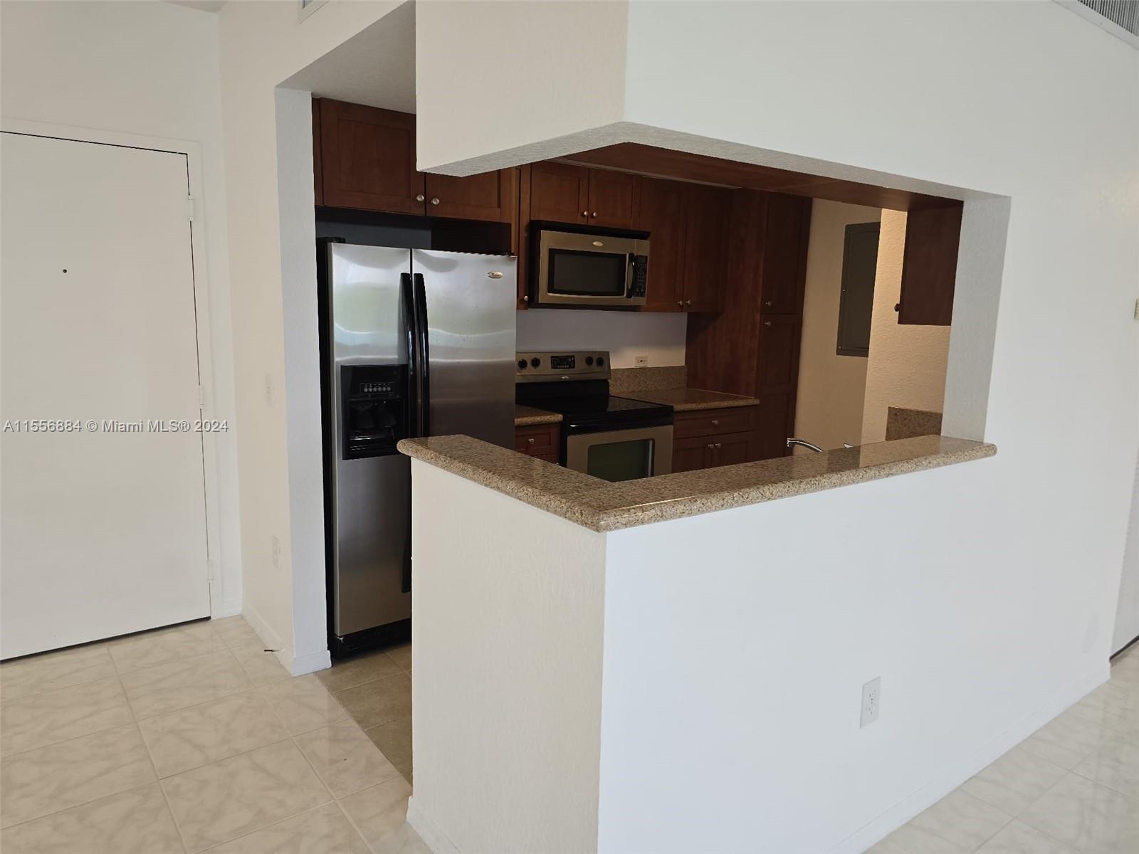 36 NW 6th Ave # 407