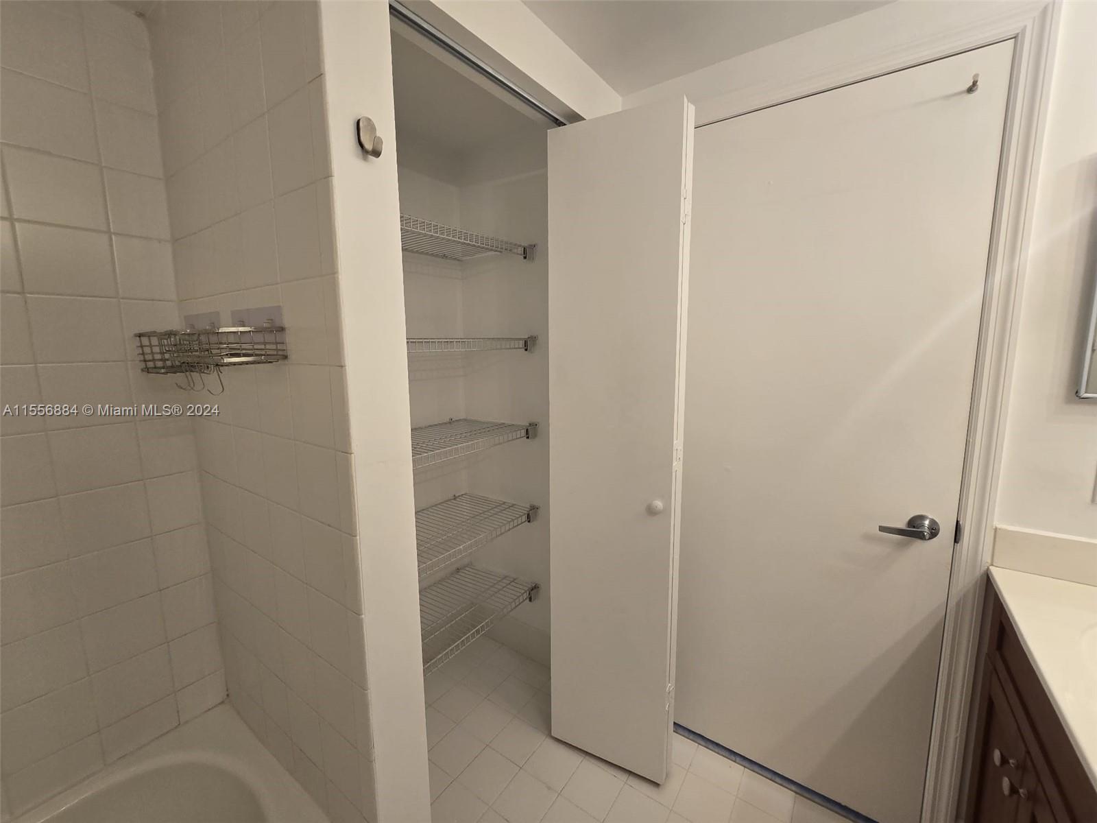 36 NW 6th Ave # 407