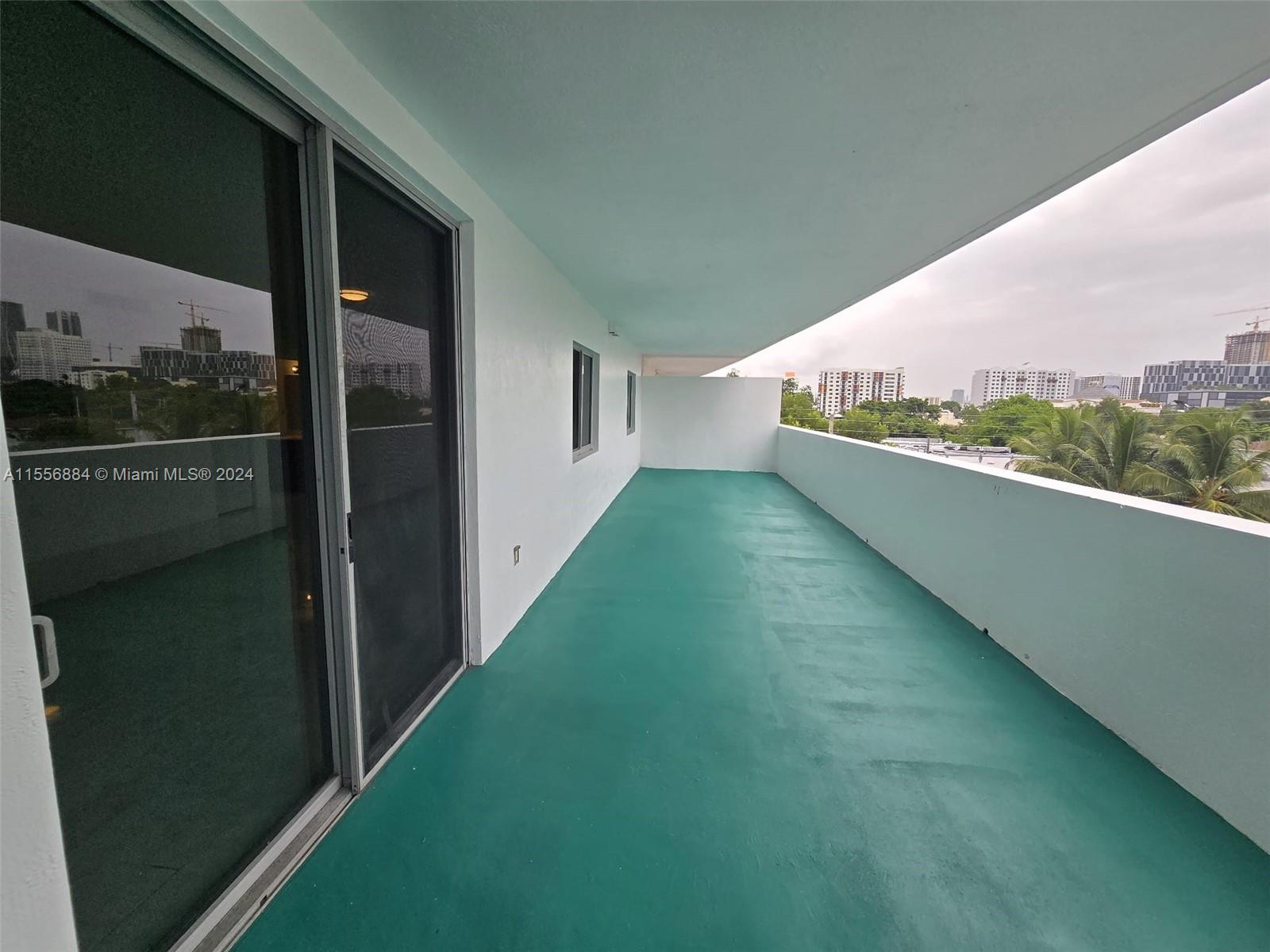 36 NW 6th Ave # 407