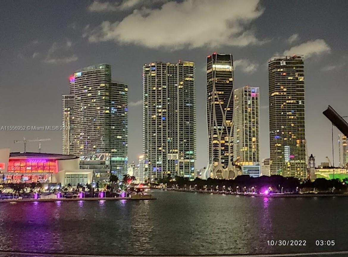 900 NE Biscayne Blvd # 2502
