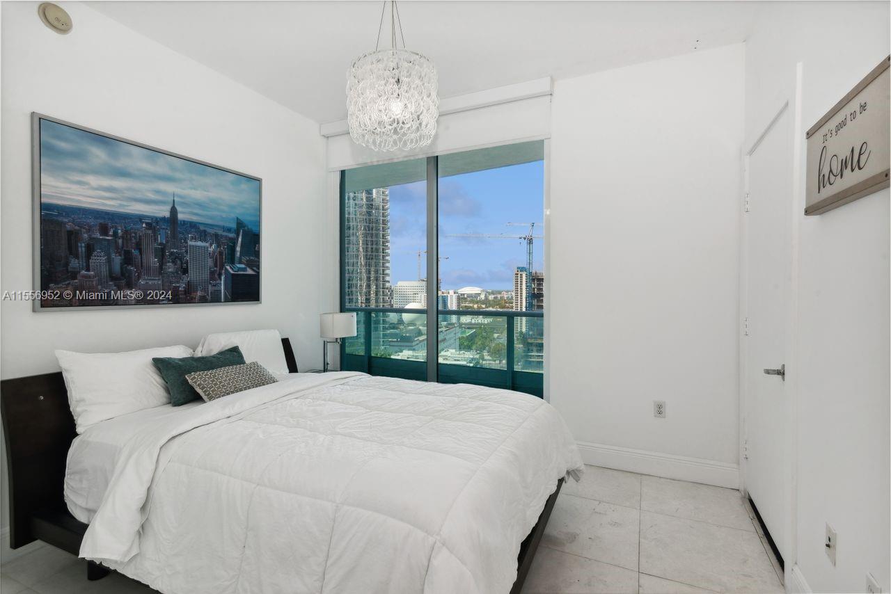 900 NE Biscayne Blvd # 2502