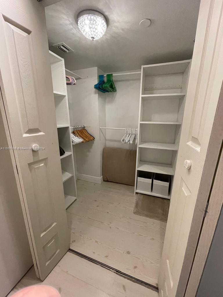 3300 NE 192nd St # 504