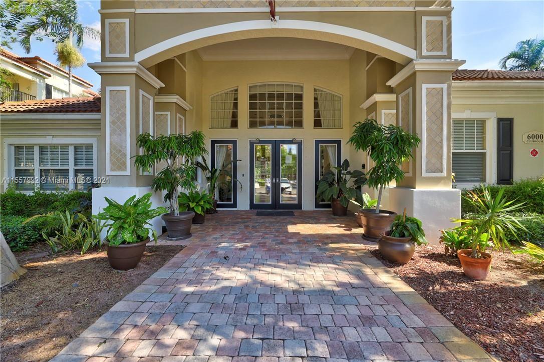 5800 W Sample Rd # 304