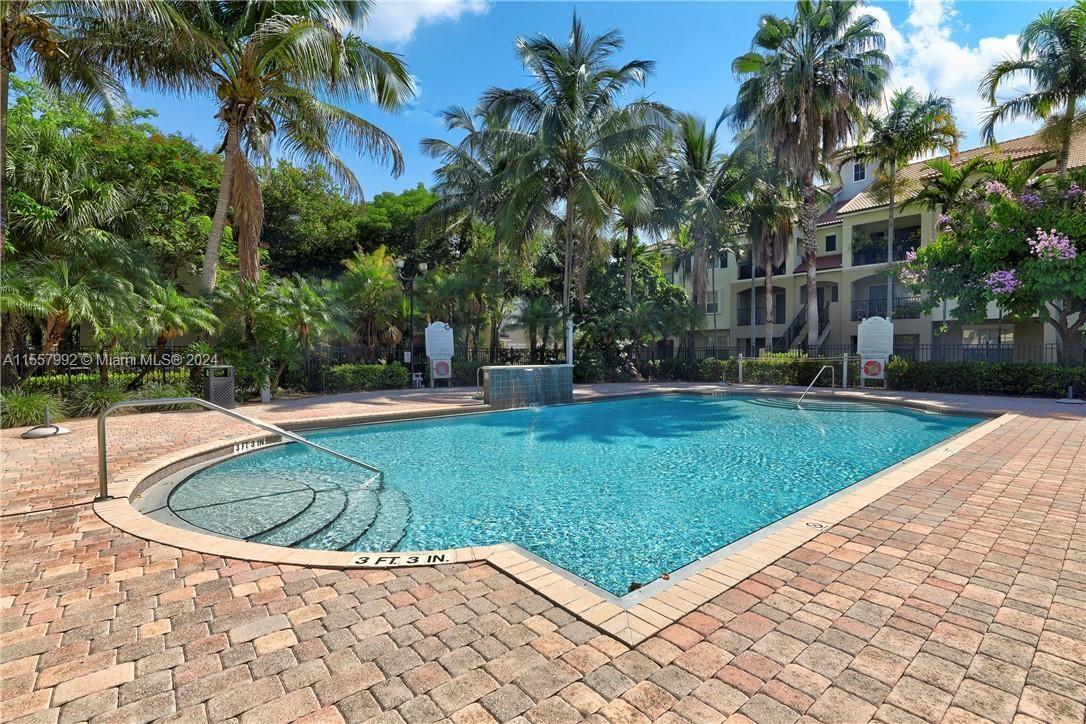 5800 W Sample Rd # 304