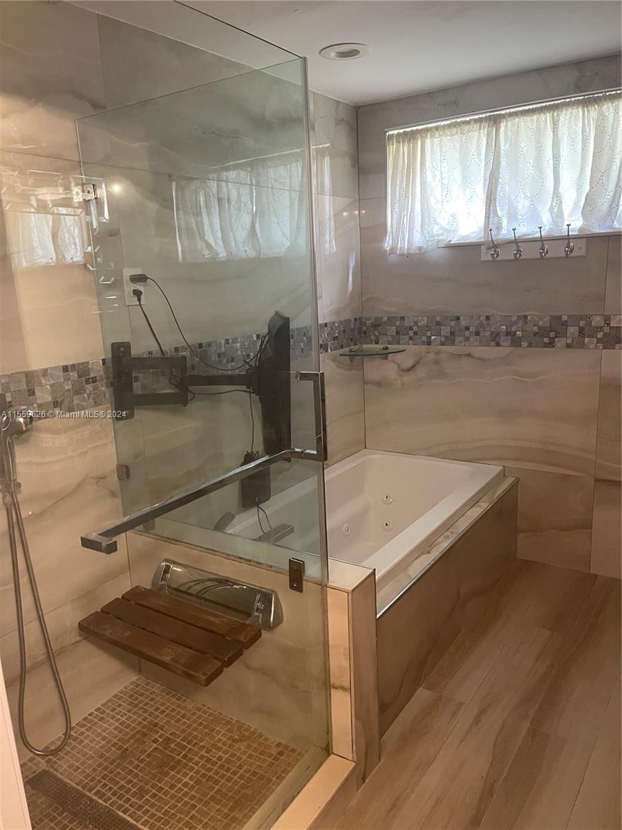 471 Ives Dairy Rd # 3C Unit: 101-3C