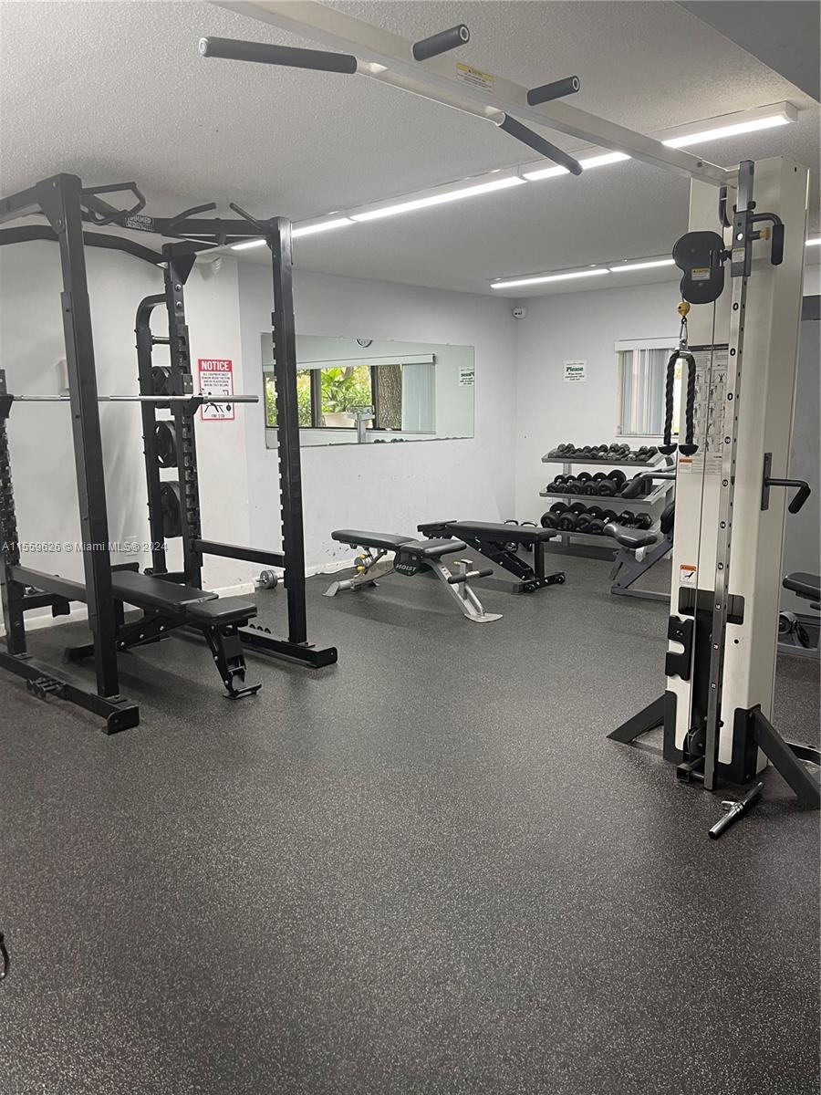 471 Ives Dairy Rd # 3C Unit: 101-3C