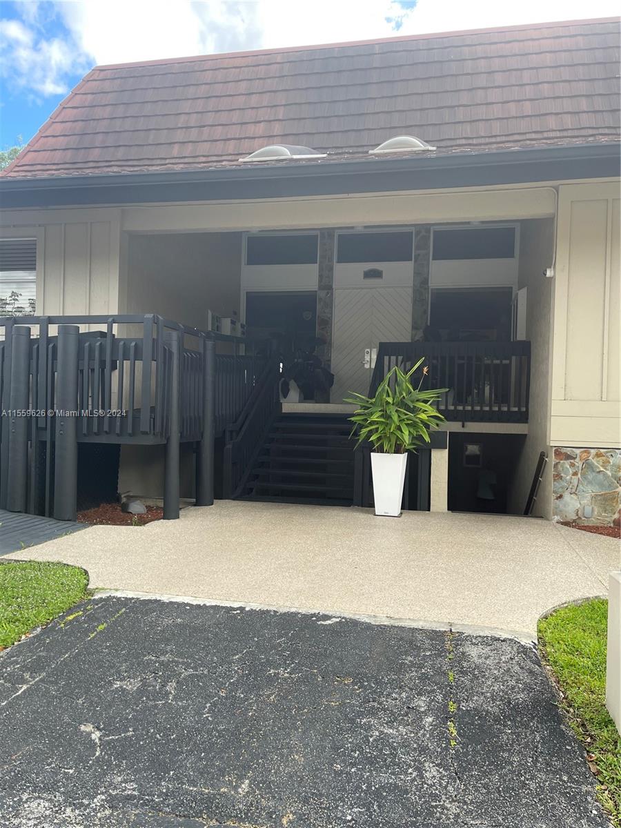 471 Ives Dairy Rd # 3C Unit: 101-3C