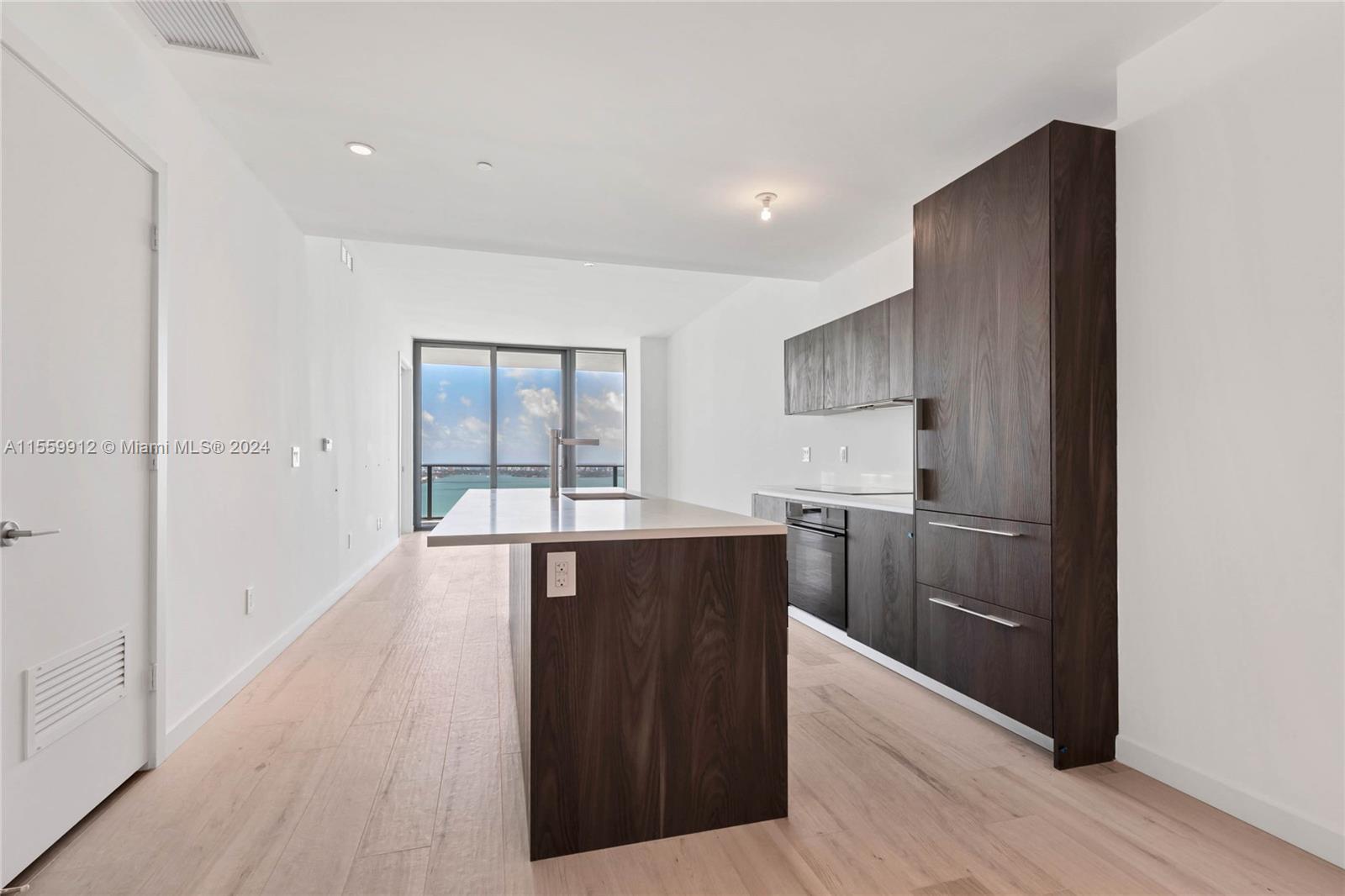 480 NE 31st St # 3505