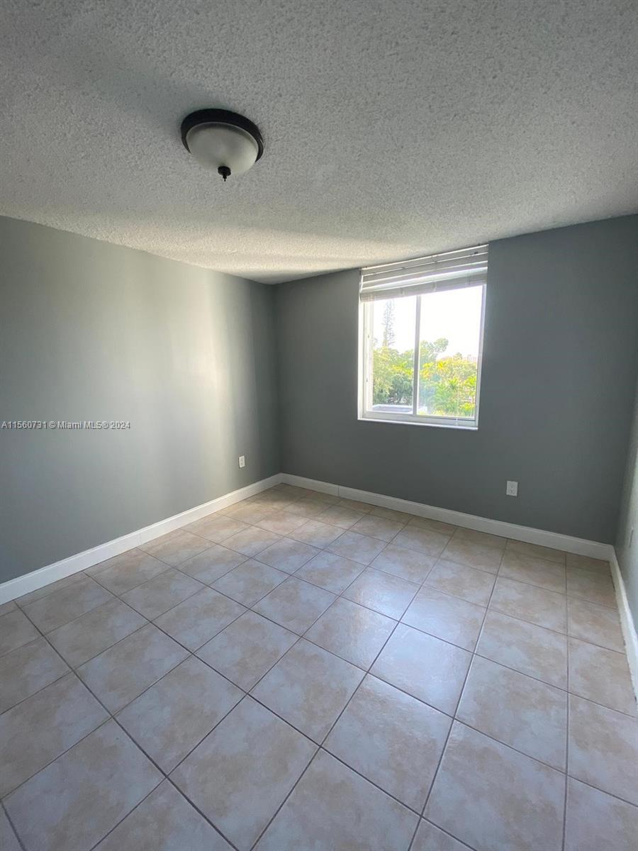 1010 NW 11th St # 503