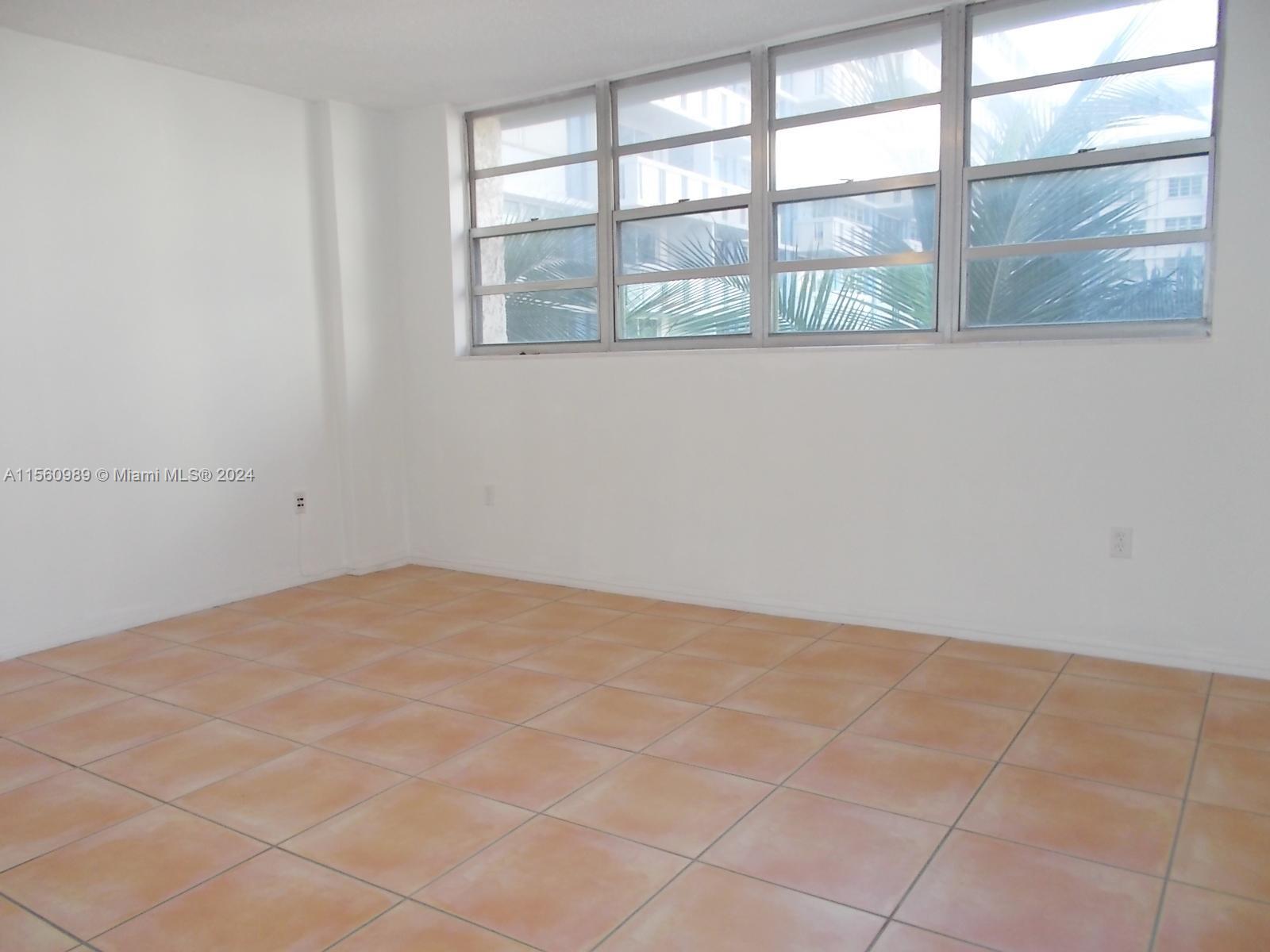 800 West Ave # 401