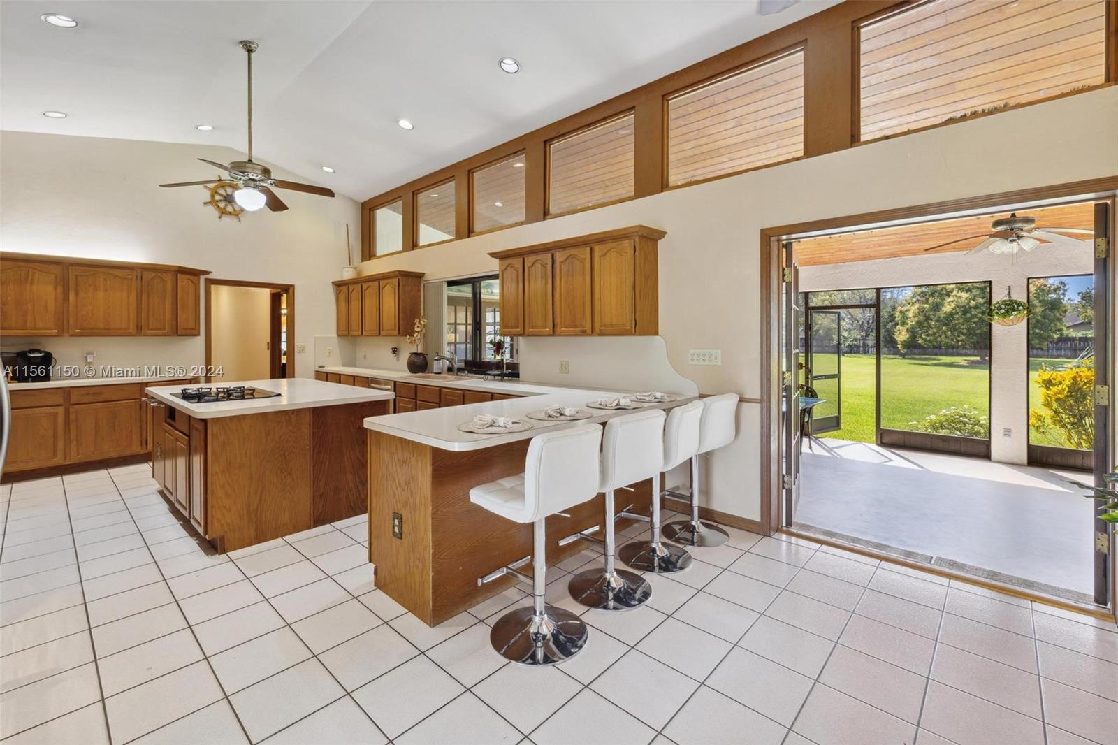 16860 SW 274th St