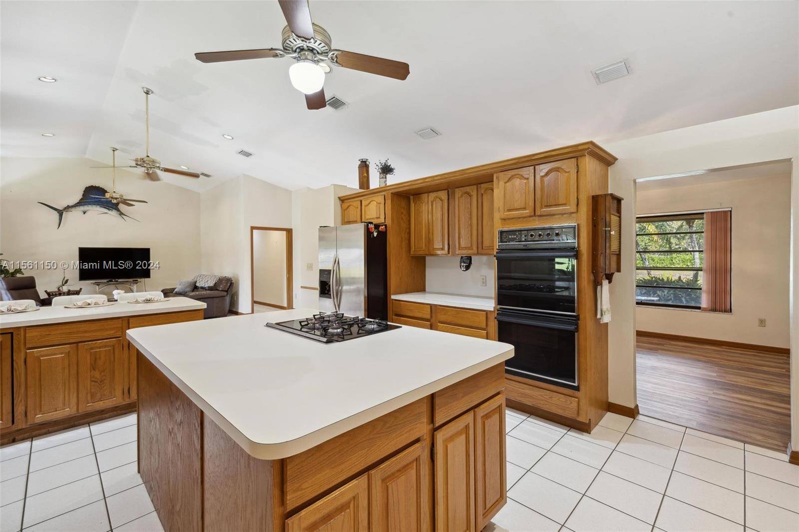 16860 SW 274th St