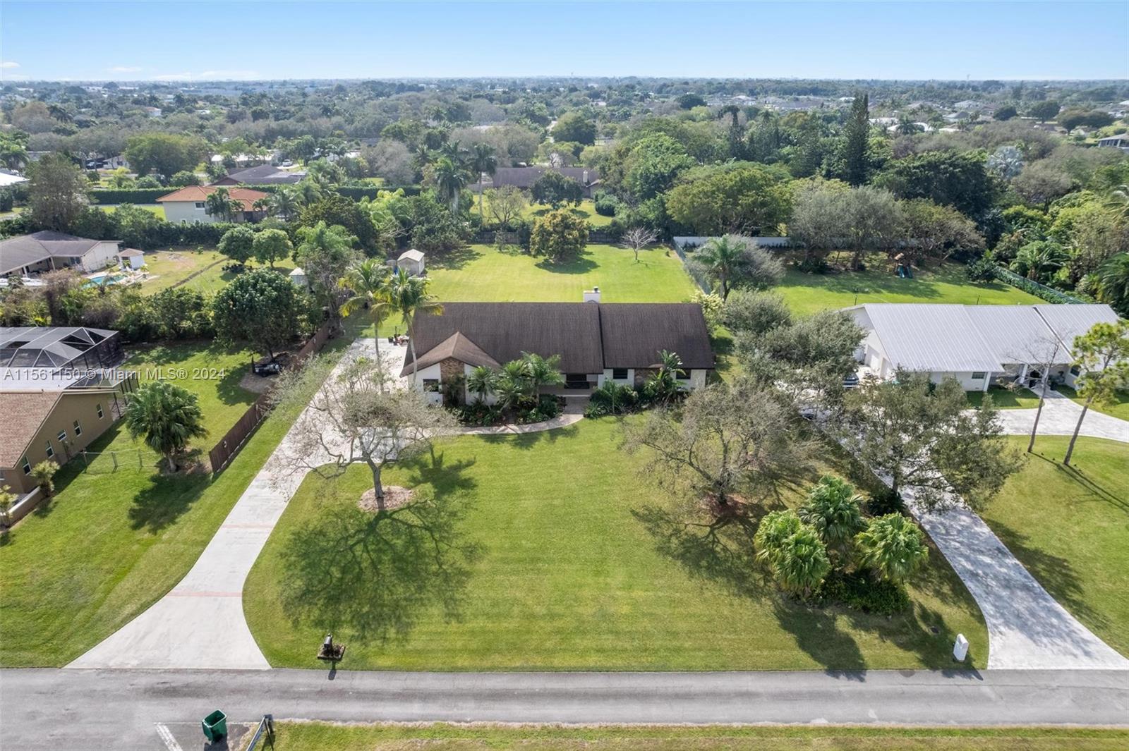 16860 SW 274th St