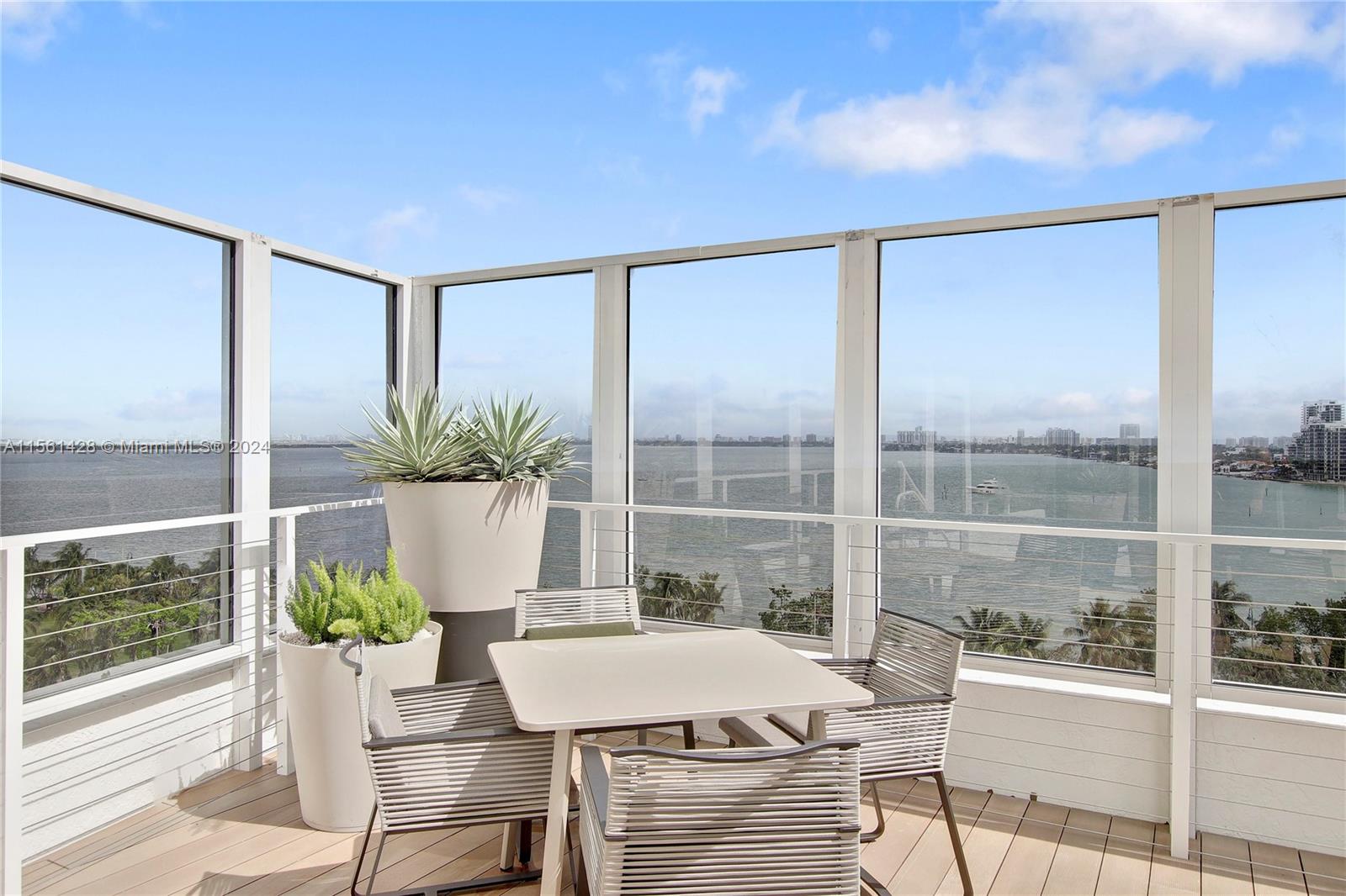1756 N Bayshore Dr # 30D