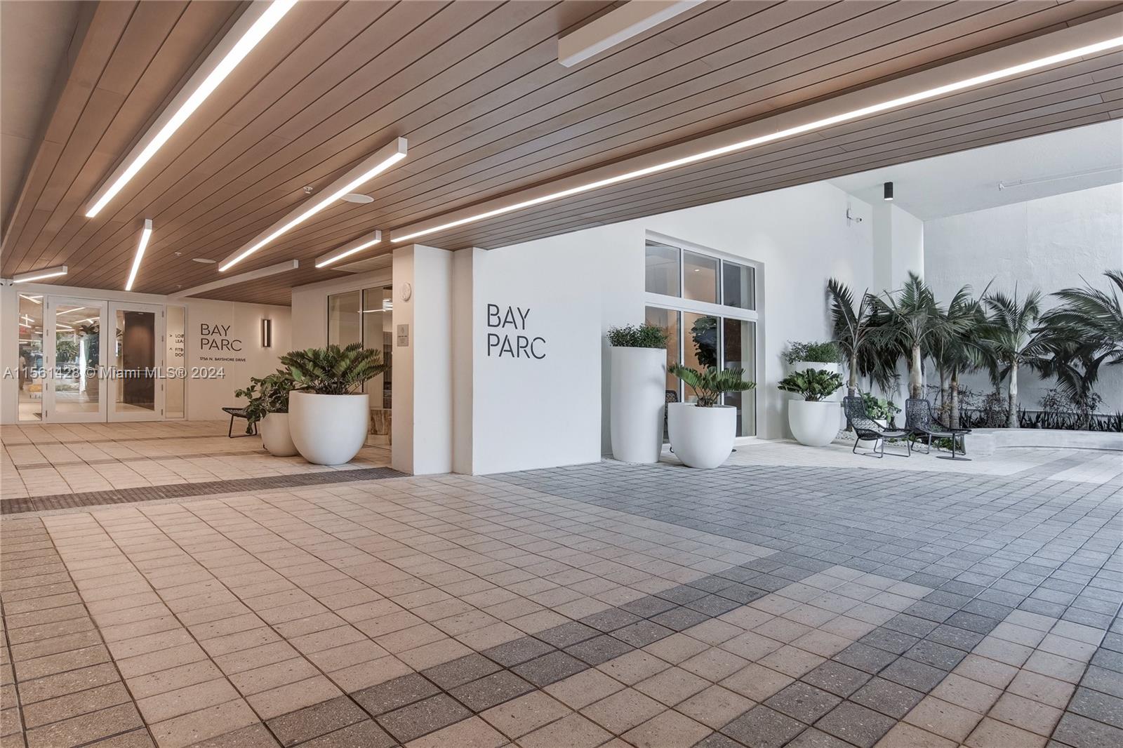 1756 N Bayshore Dr # 30D