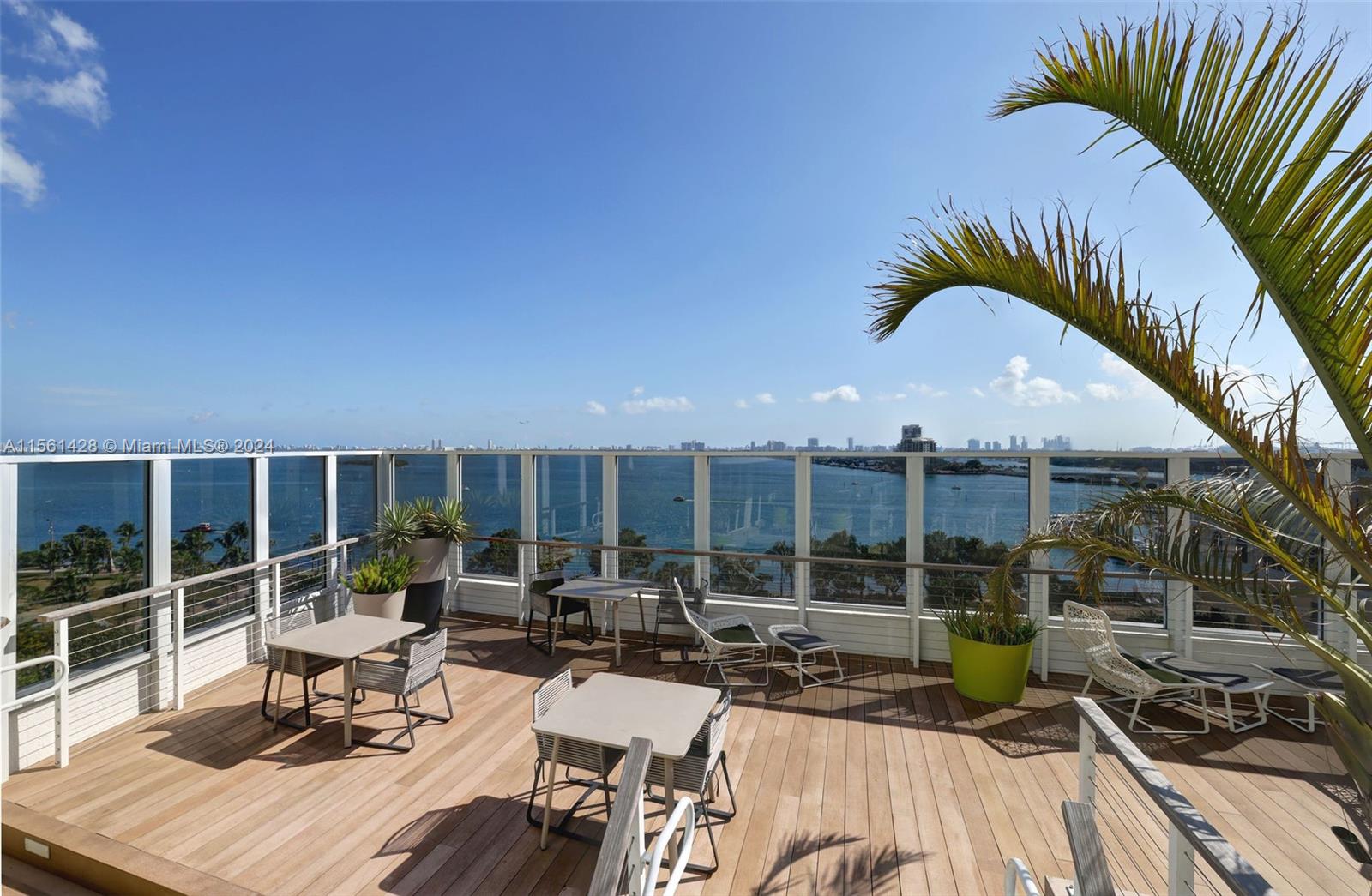 1756 N Bayshore Dr # 30D