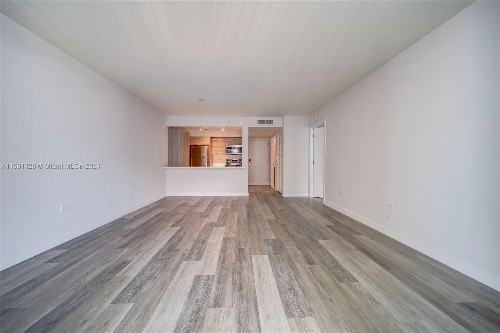 1756 N Bayshore Dr # 30D