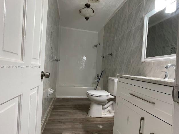 3554 NW 12th Ter