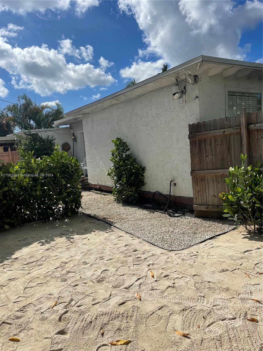 3554 NW 12th Ter