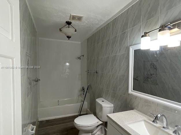 3554 NW 12th Ter