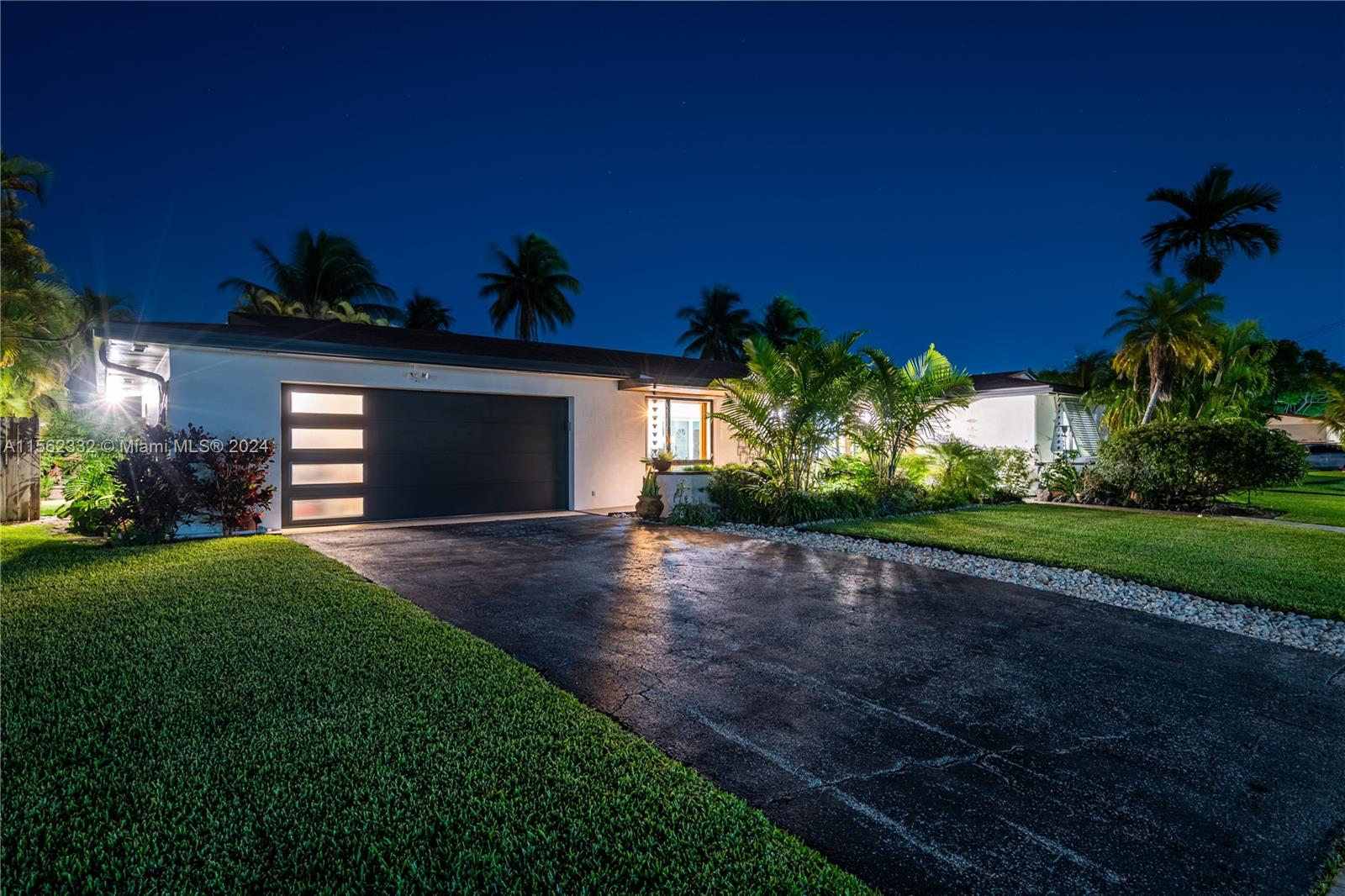 15801 Palmetto Club Dr