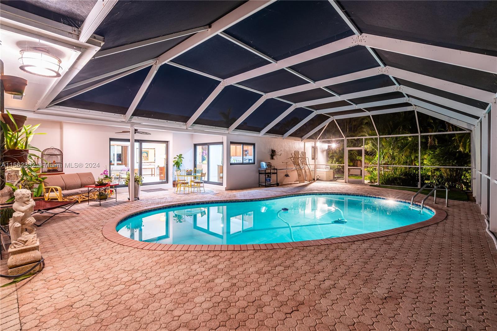 15801 Palmetto Club Dr