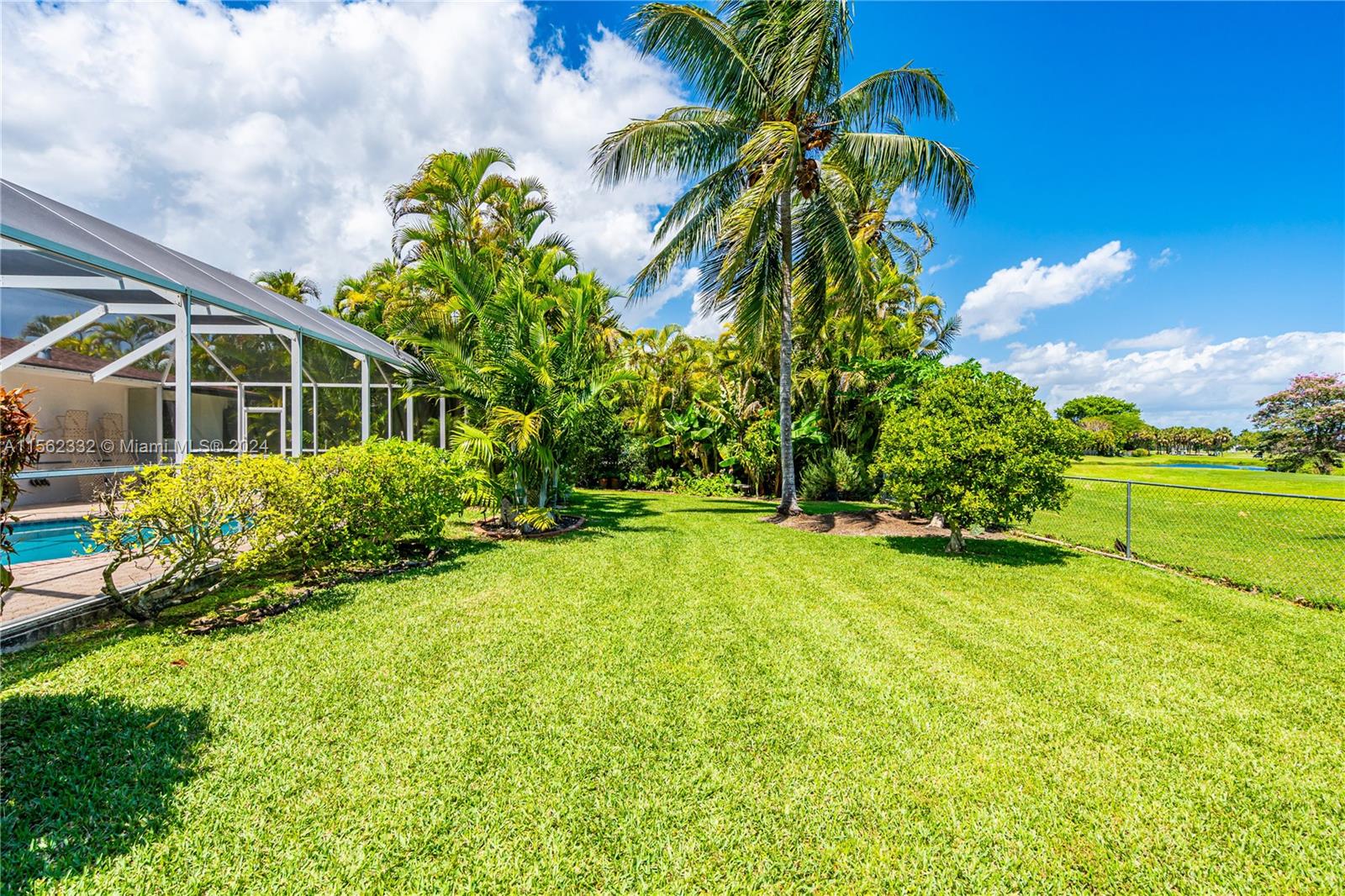 15801 Palmetto Club Dr