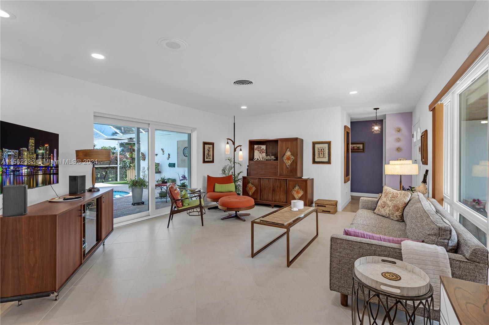 15801 Palmetto Club Dr