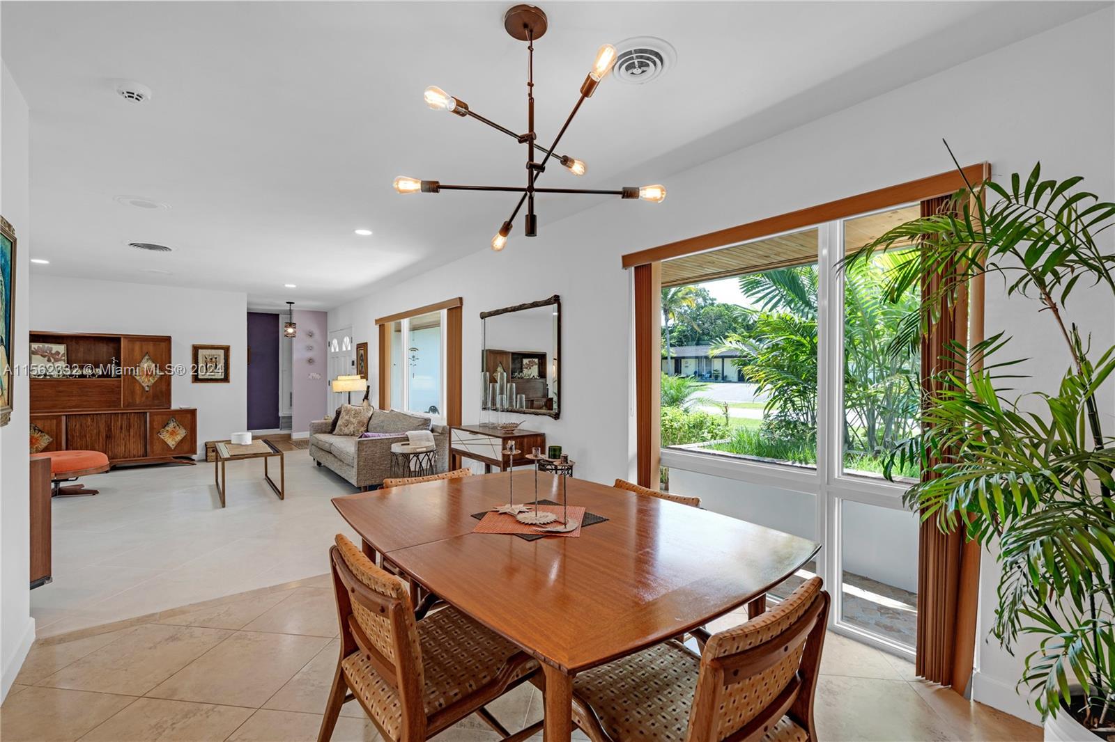 15801 Palmetto Club Dr