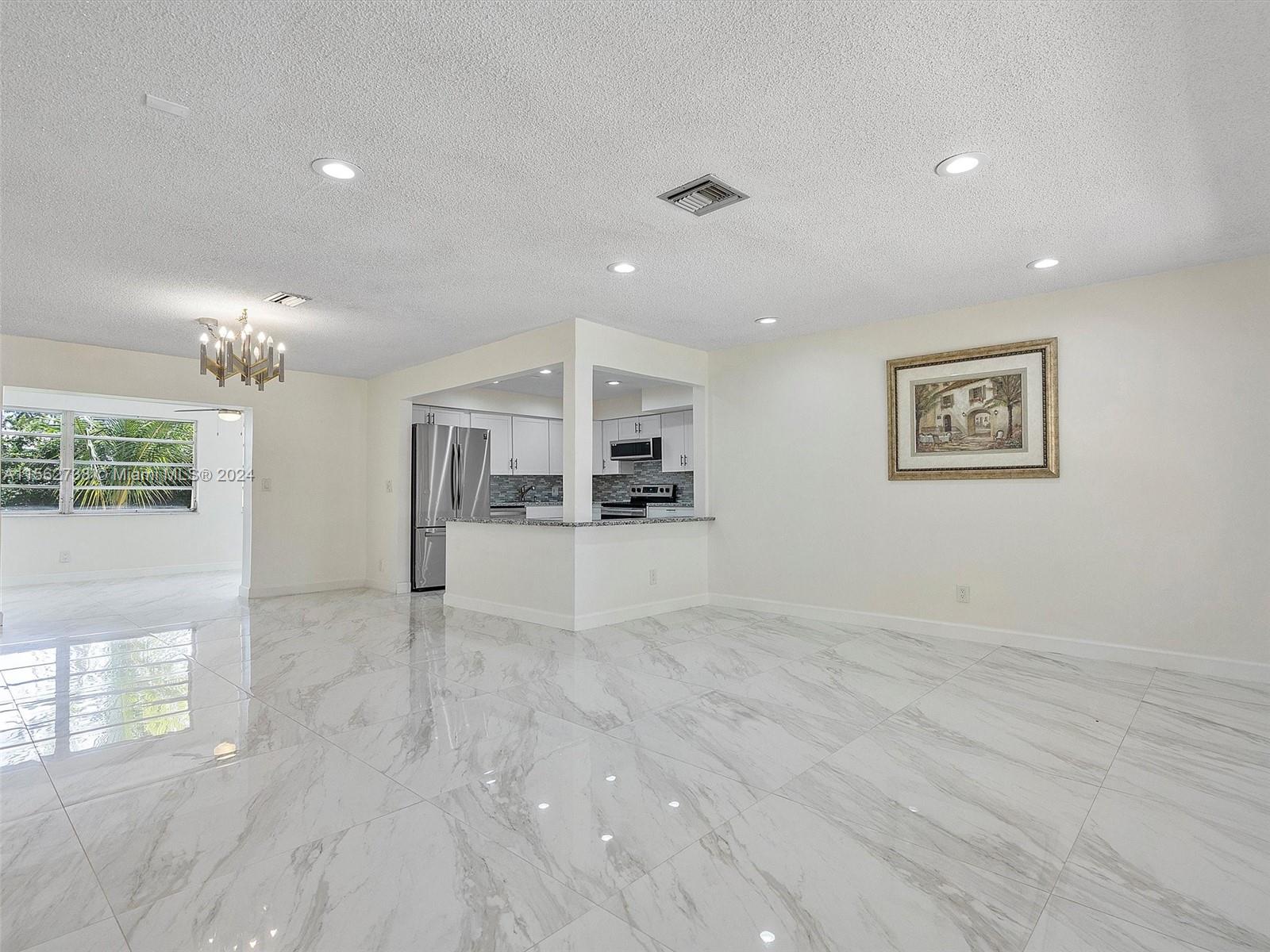 641 SW 2nd Ct