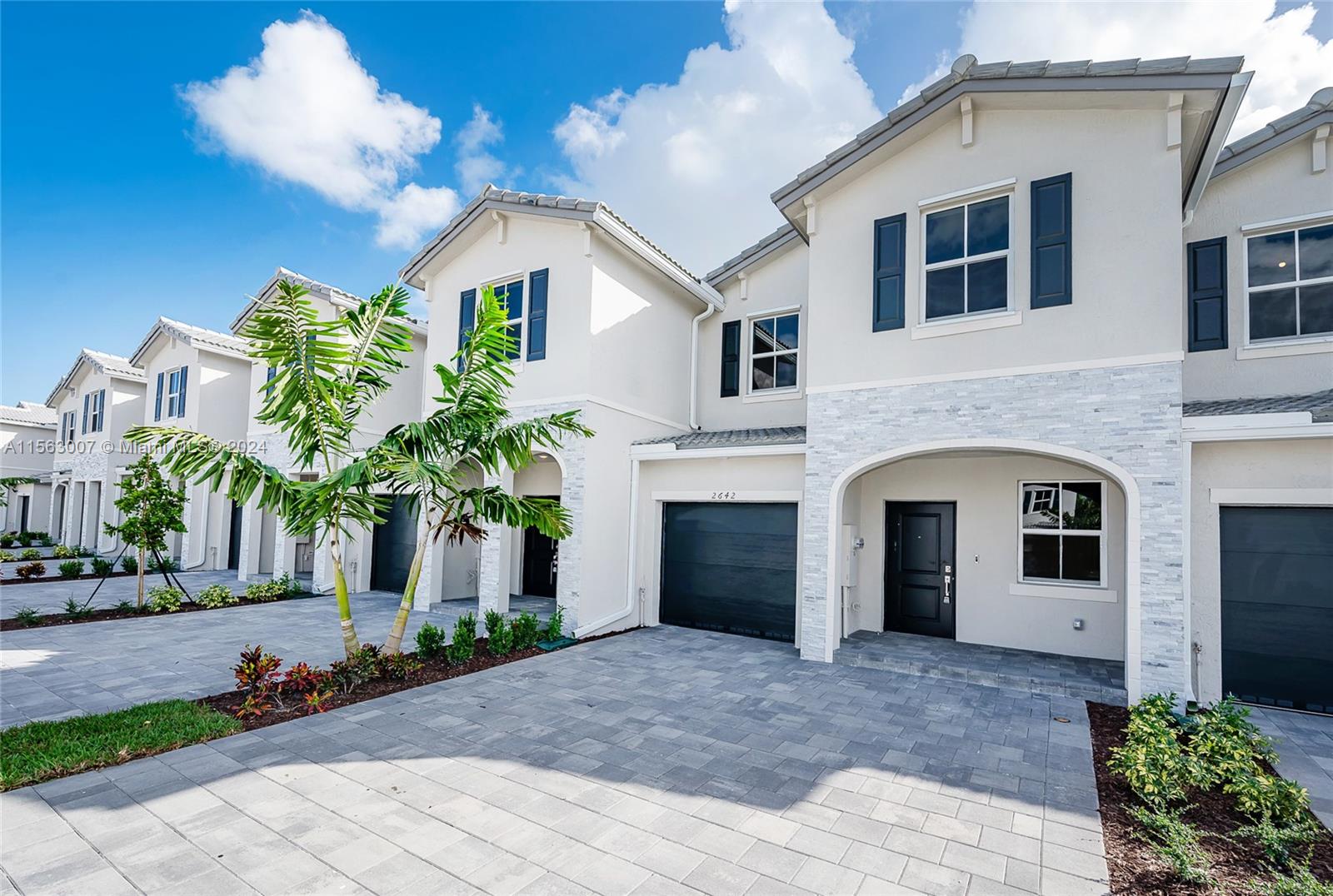 2642 SE 10 street