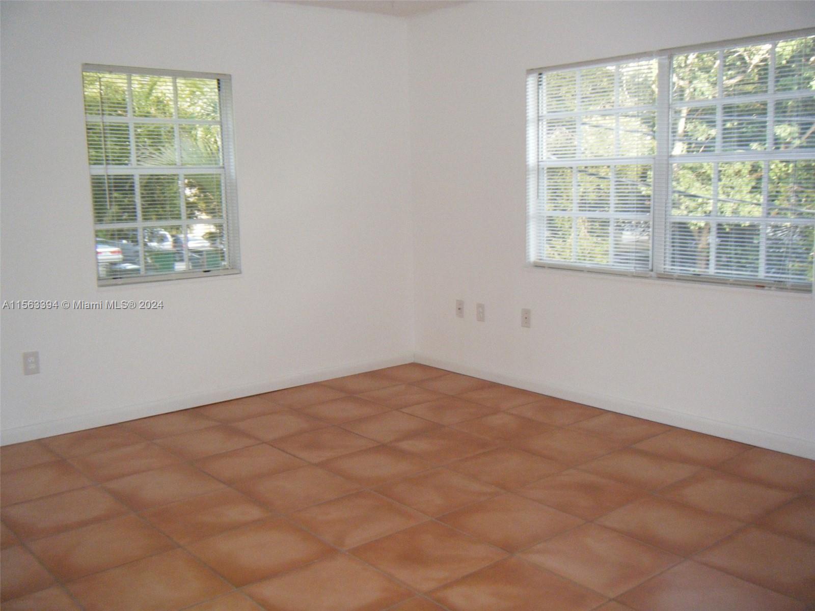 504 Santander Ave # 5