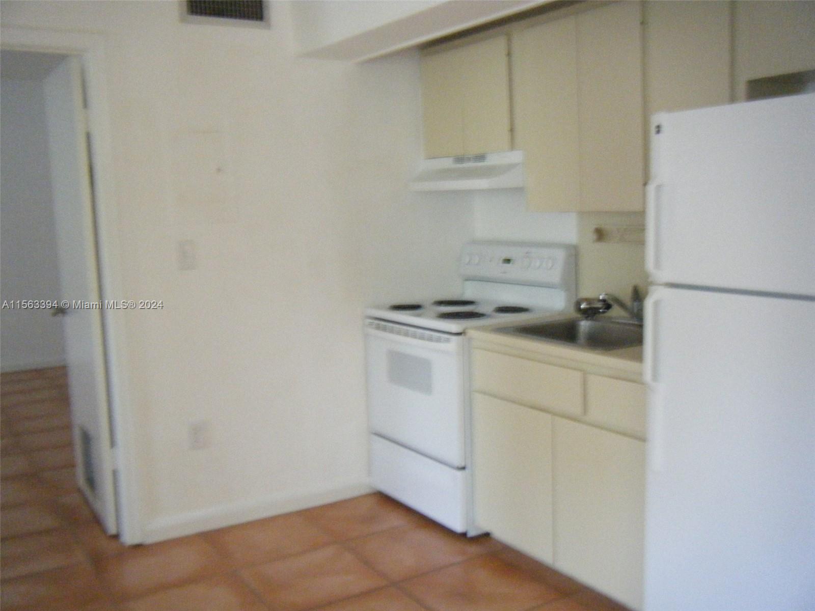 504 Santander Ave # 5