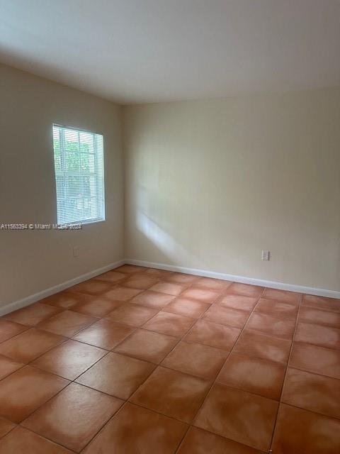 504 Santander Ave # 5