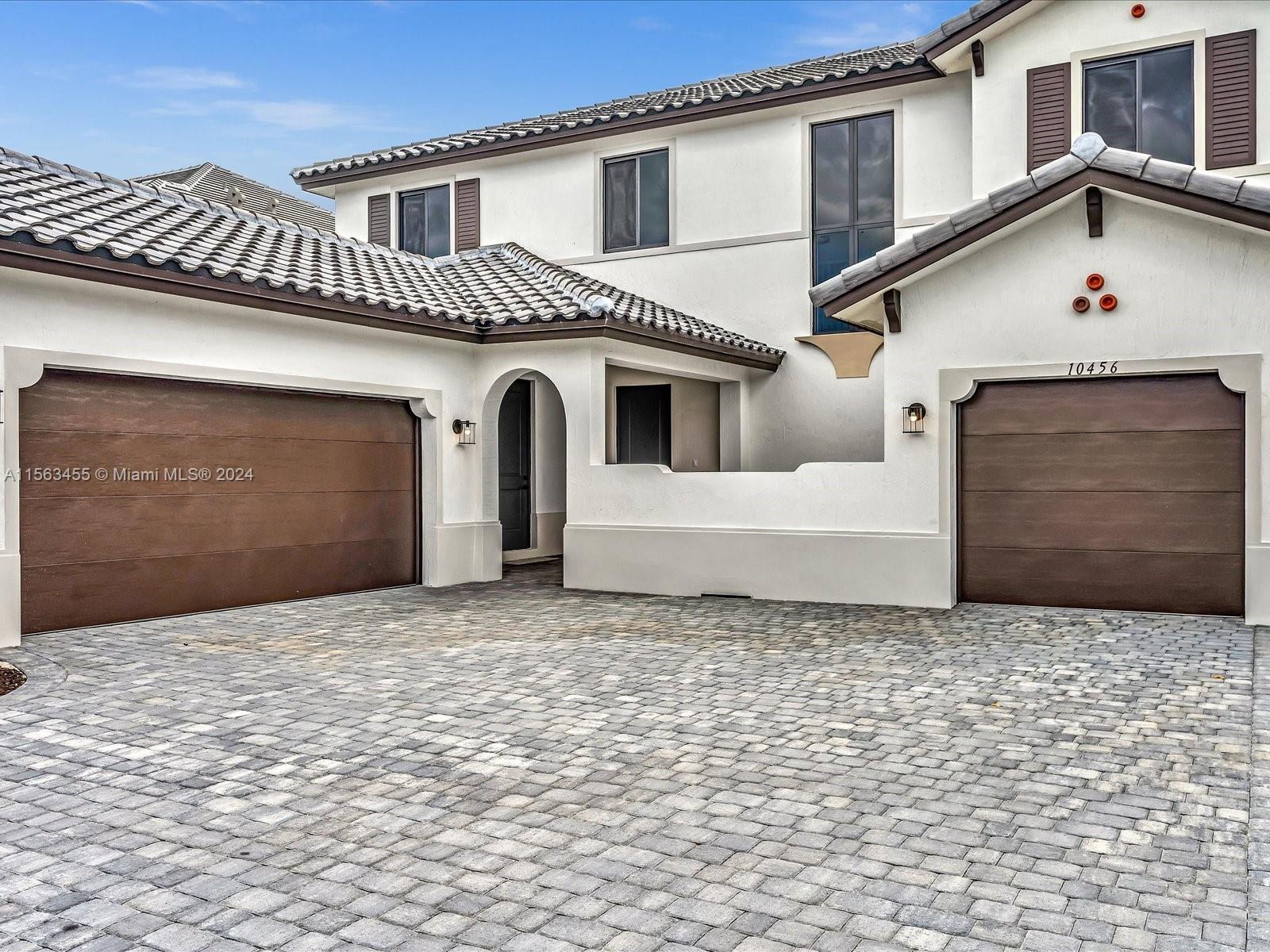 10456 SW 57th Ct