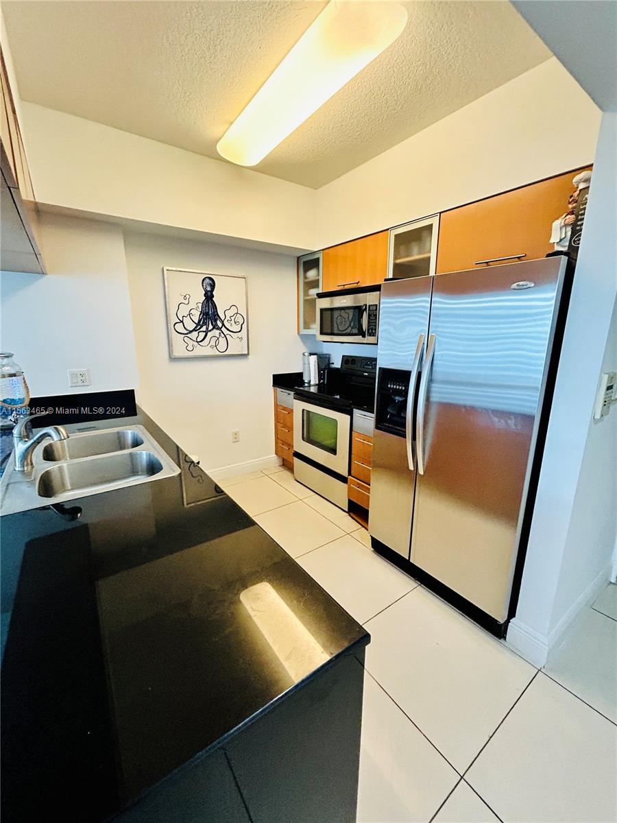 1750 N Bayshore Dr # 3609