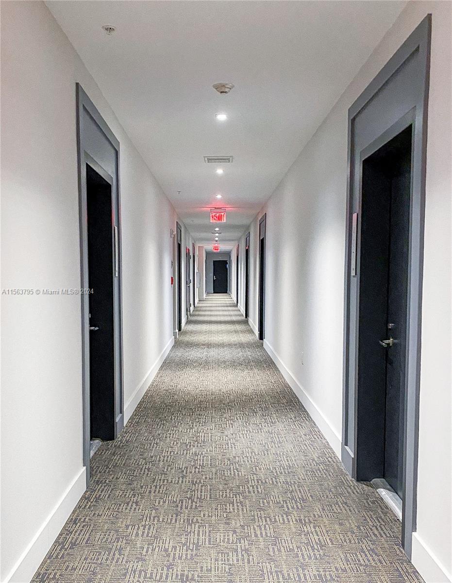1600 SW 1 AVE # 515
