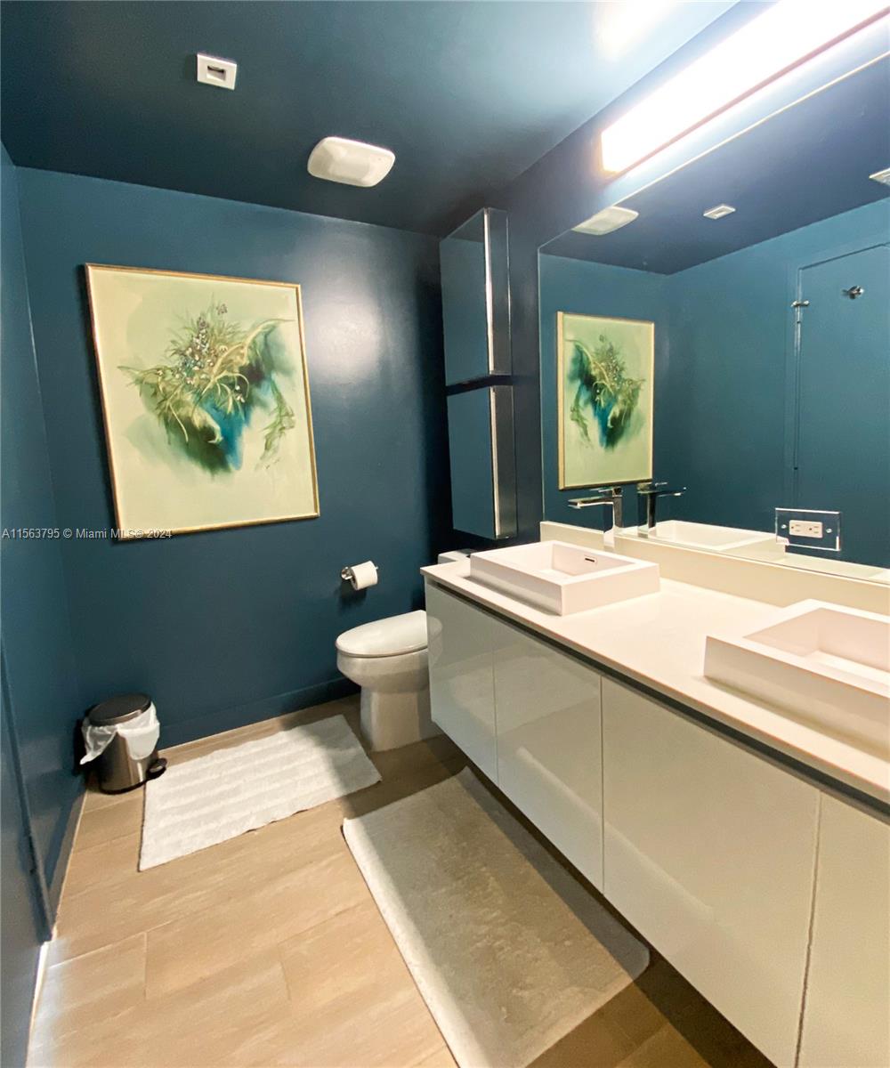 1600 SW 1 AVE # 515