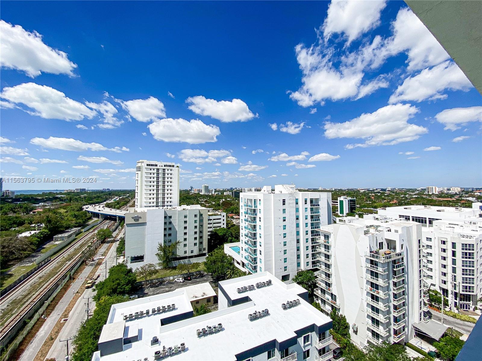 1600 SW 1 AVE # 515