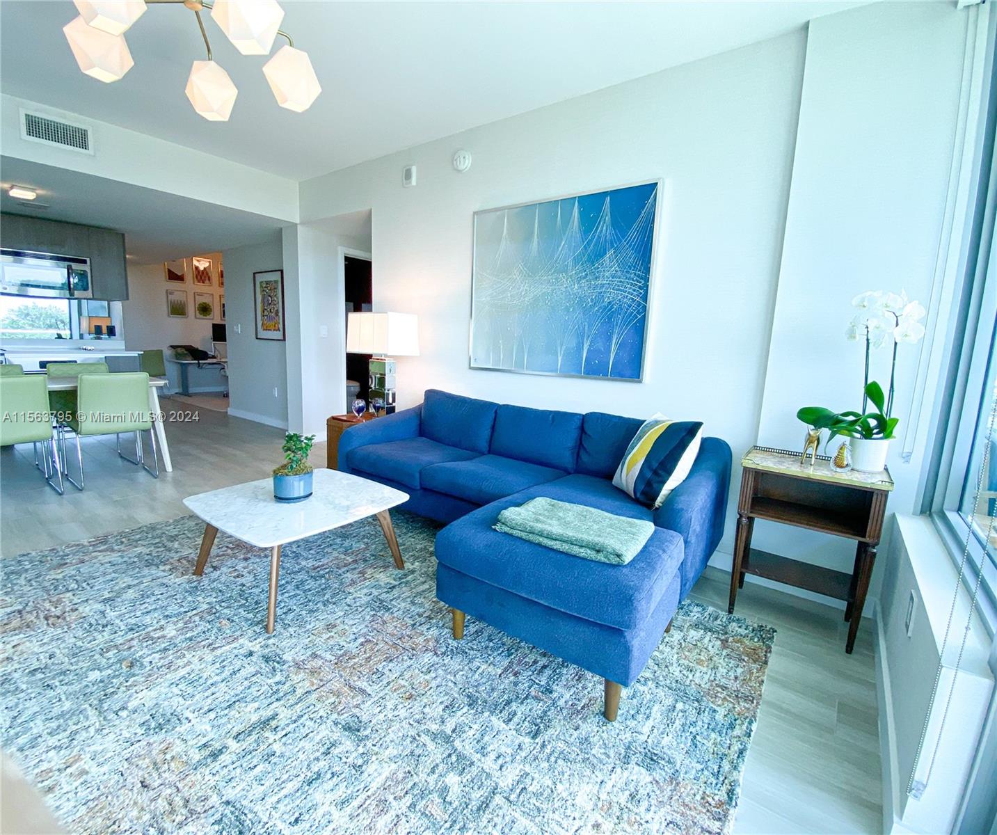 1600 SW 1 AVE # 515