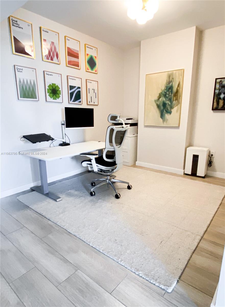 1600 SW 1 AVE # 515
