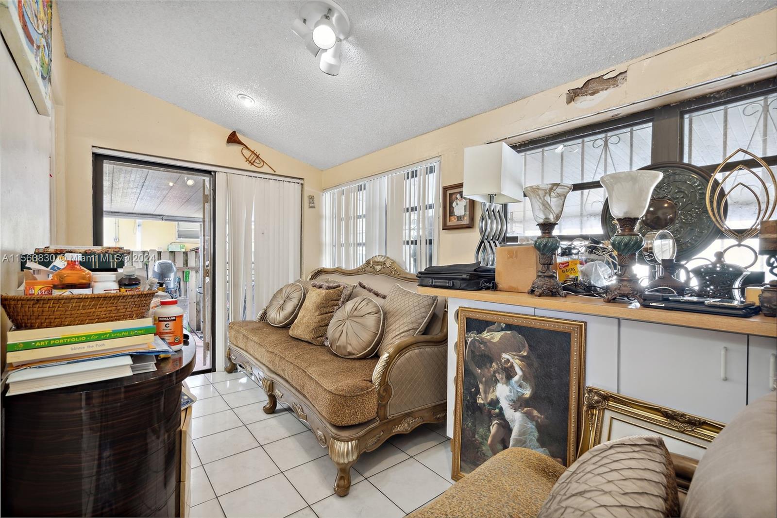 45 NW 30th Ave