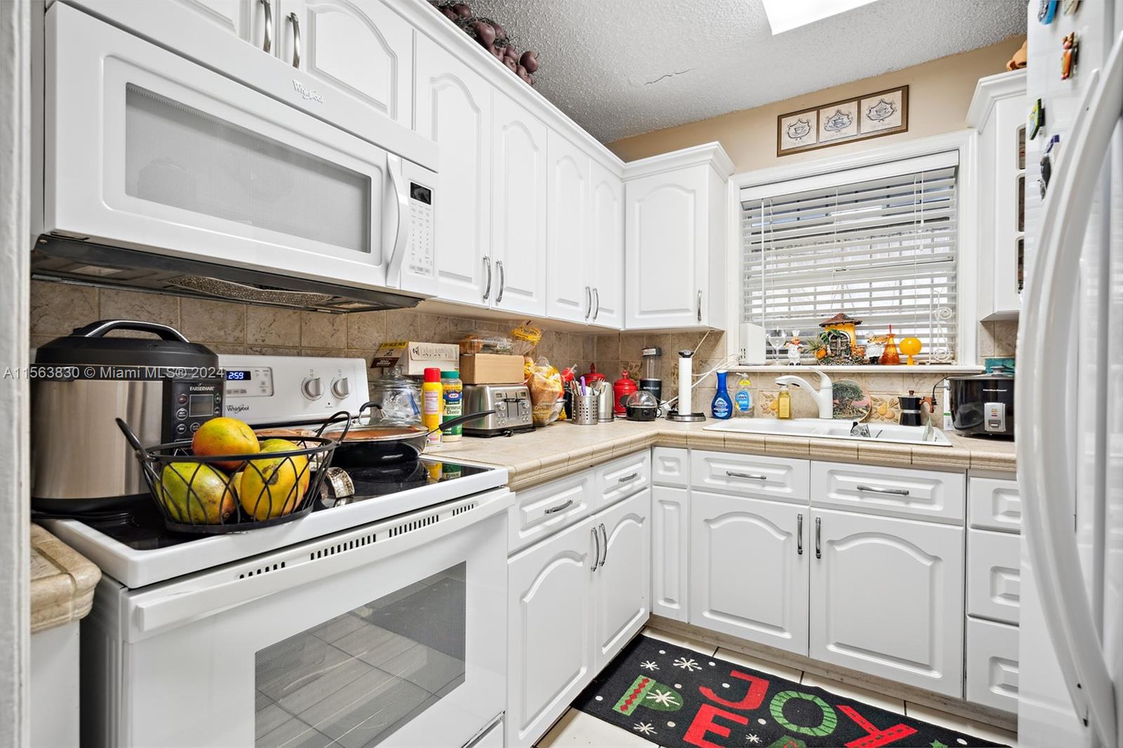 45 NW 30th Ave