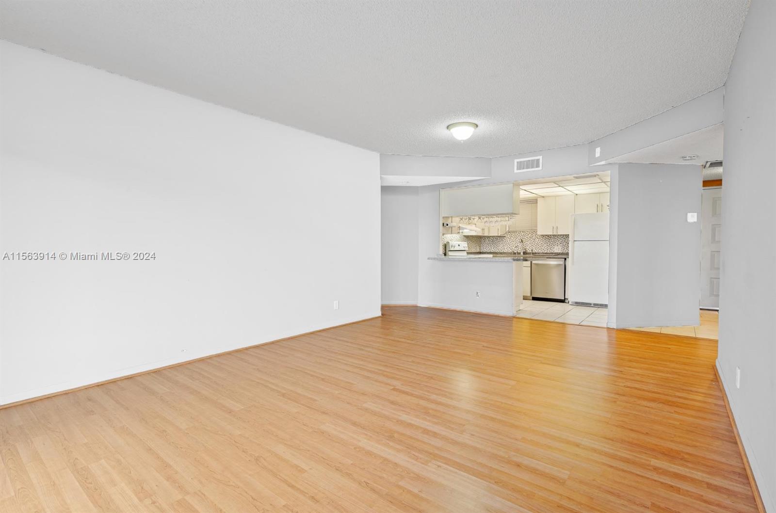 8290 Lake Drive # 307