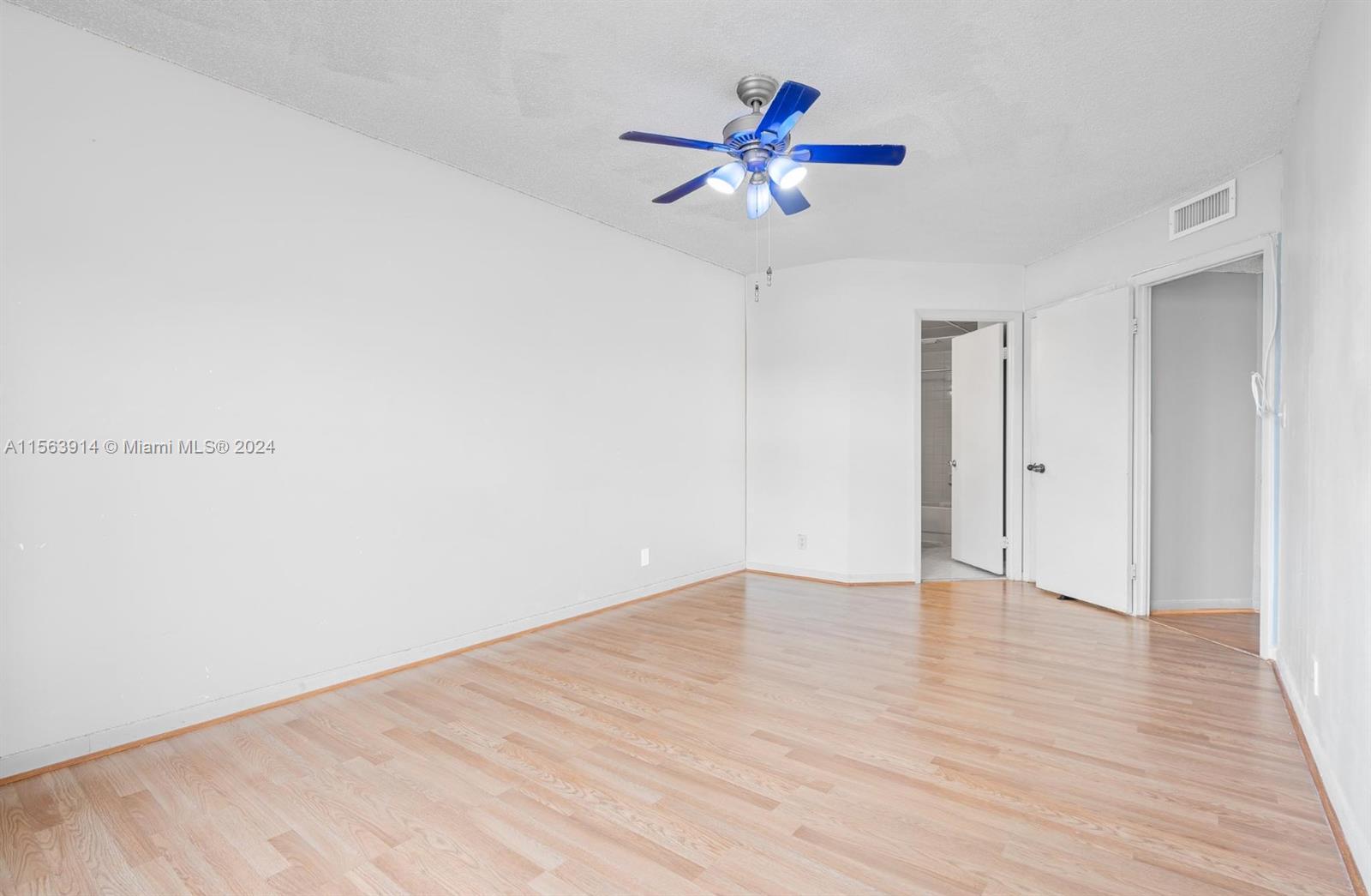 8290 Lake Drive # 307