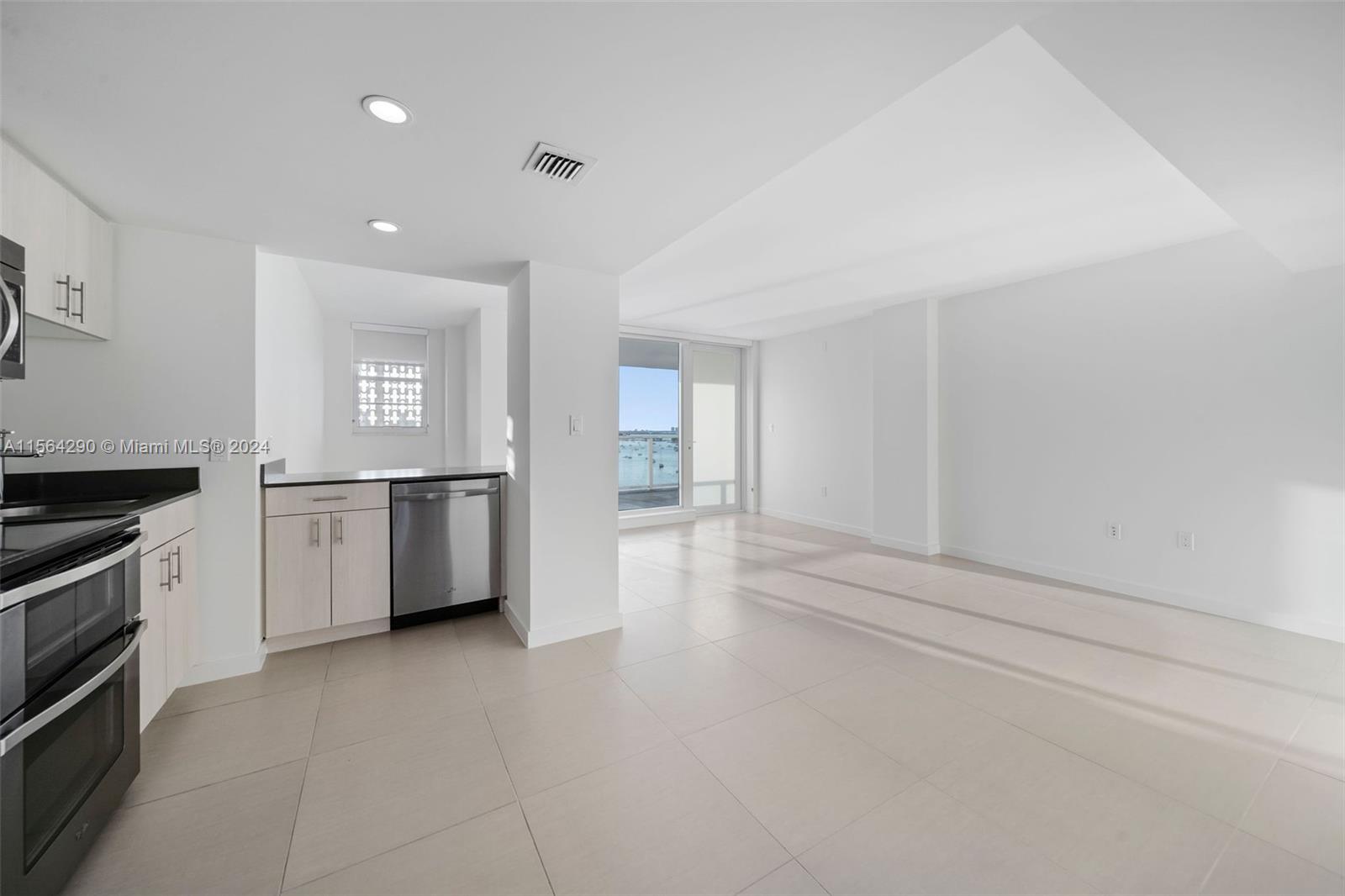 910 West Ave # 0923