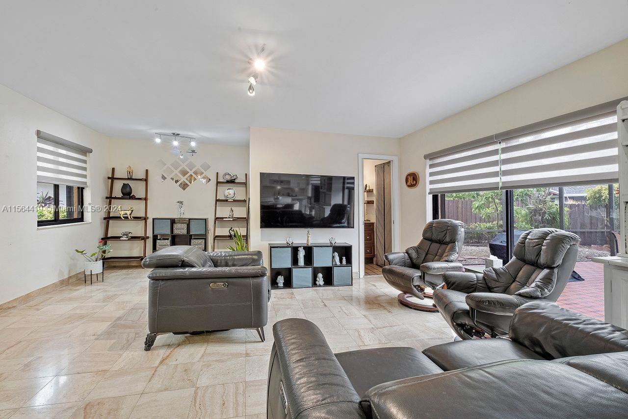 14271 SW 106th Ter