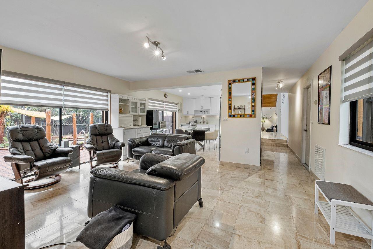 14271 SW 106th Ter